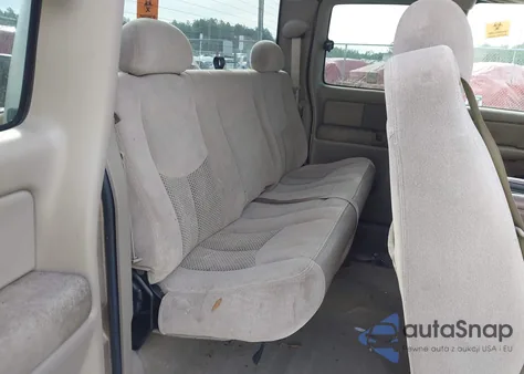 2004 Chevrolet Silverado 1500 Ls z USA, uszkodzony, nr VIN 2GCEC19T341210375